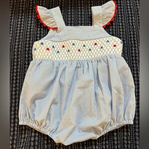 Stitchy Fish 6M patriotic bubble America July 4th Memorial Day